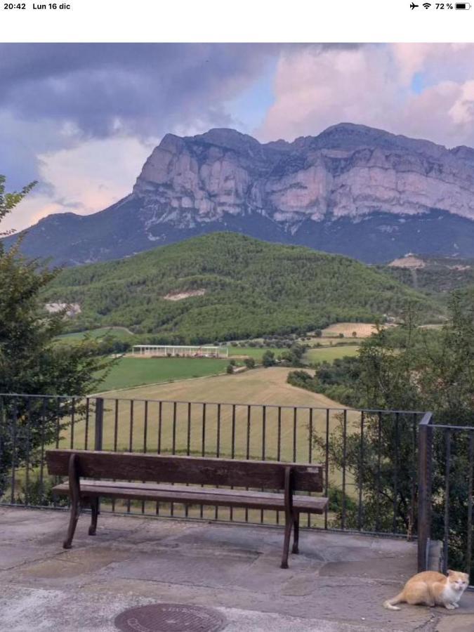 Preciosas Vistas A La Montana, Luminoso Y Acogedor Apartment El Pueyo de Araguas ภายนอก รูปภาพ