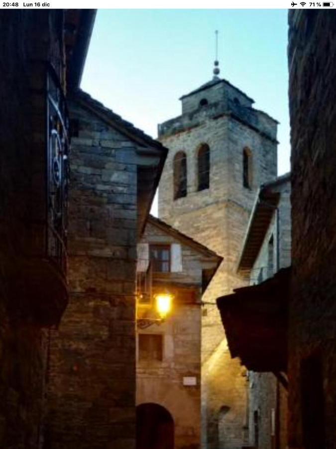 Preciosas Vistas A La Montana, Luminoso Y Acogedor Apartment El Pueyo de Araguas ภายนอก รูปภาพ