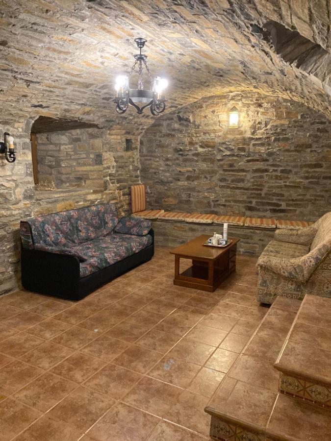 Preciosas Vistas A La Montana, Luminoso Y Acogedor Apartment El Pueyo de Araguas ภายนอก รูปภาพ